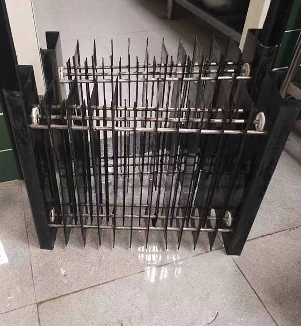 襄阳某工厂排油烟设备清洗