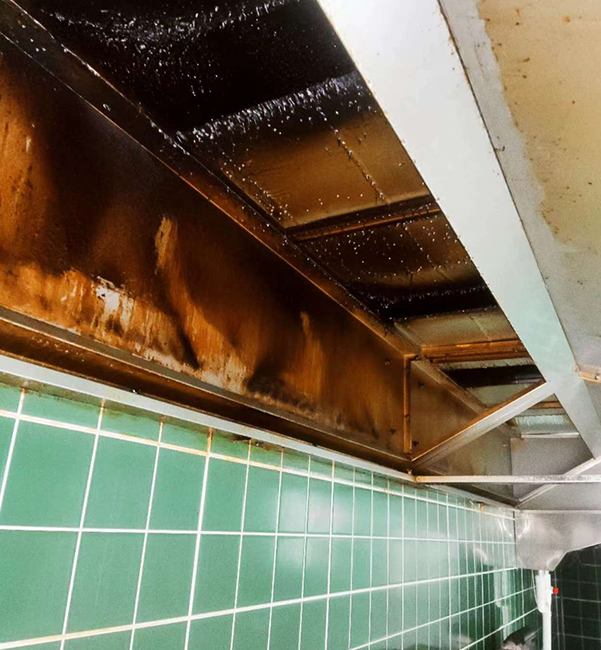 襄阳某工厂排油烟设备清洗