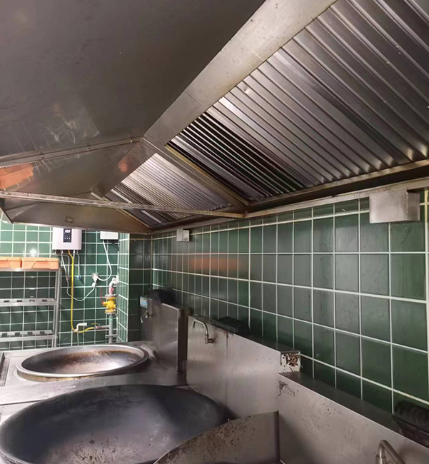 襄阳某工厂排油烟设备清洗