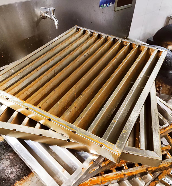 襄阳市某交警队排油烟设备清洗