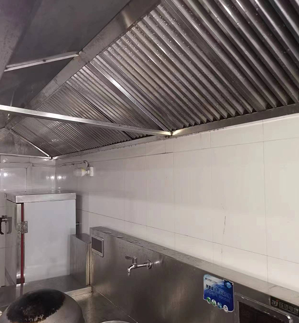 襄阳市某交警队排油烟设备清洗