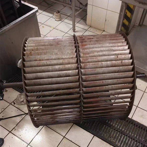 襄阳二汽某工厂排油烟设备清洗