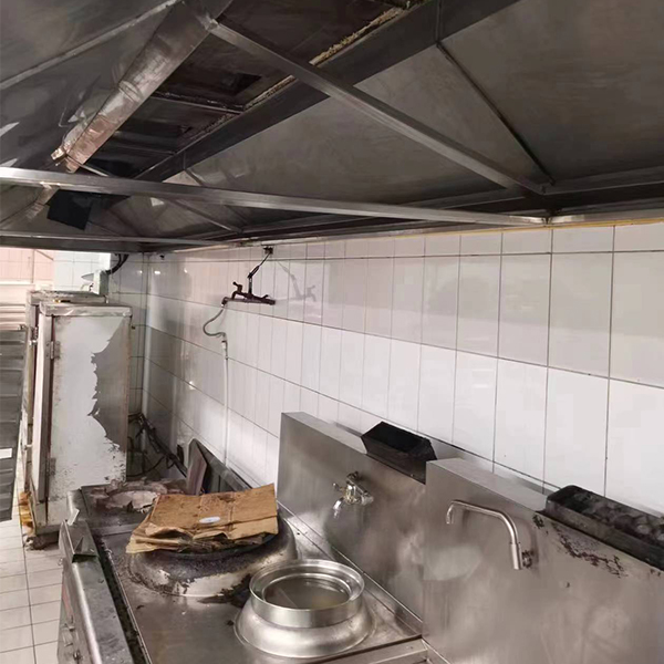 襄阳二汽某工厂排油烟设备清洗